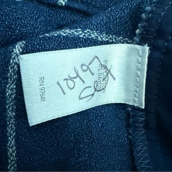 J. Jill Navy White Patterned Pants Size 10 Chic Trousers with Subtle Grid Design - Picture 6 of 8